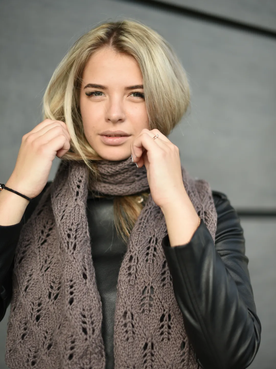 beige-warm-openwork-knitted-scarf-winter-accessory