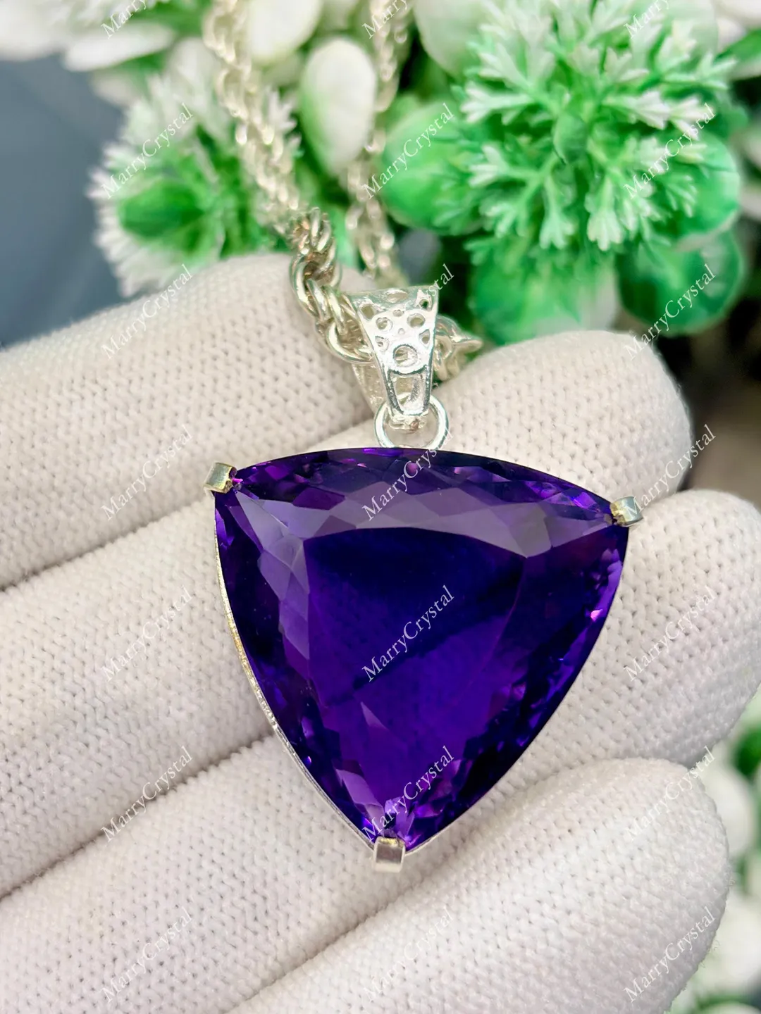 Unique 80 Ct Purple Amethyst Hydrothermal GS Silver Trillion Pendent ...