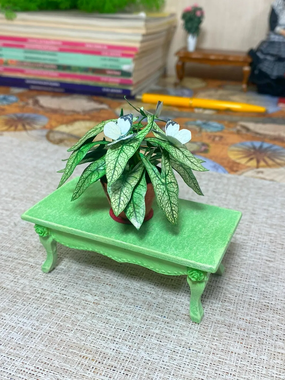 Flowers in a pot. 1:12. TUTORIAL. Dollhouse miniature.Flowers for a doll.