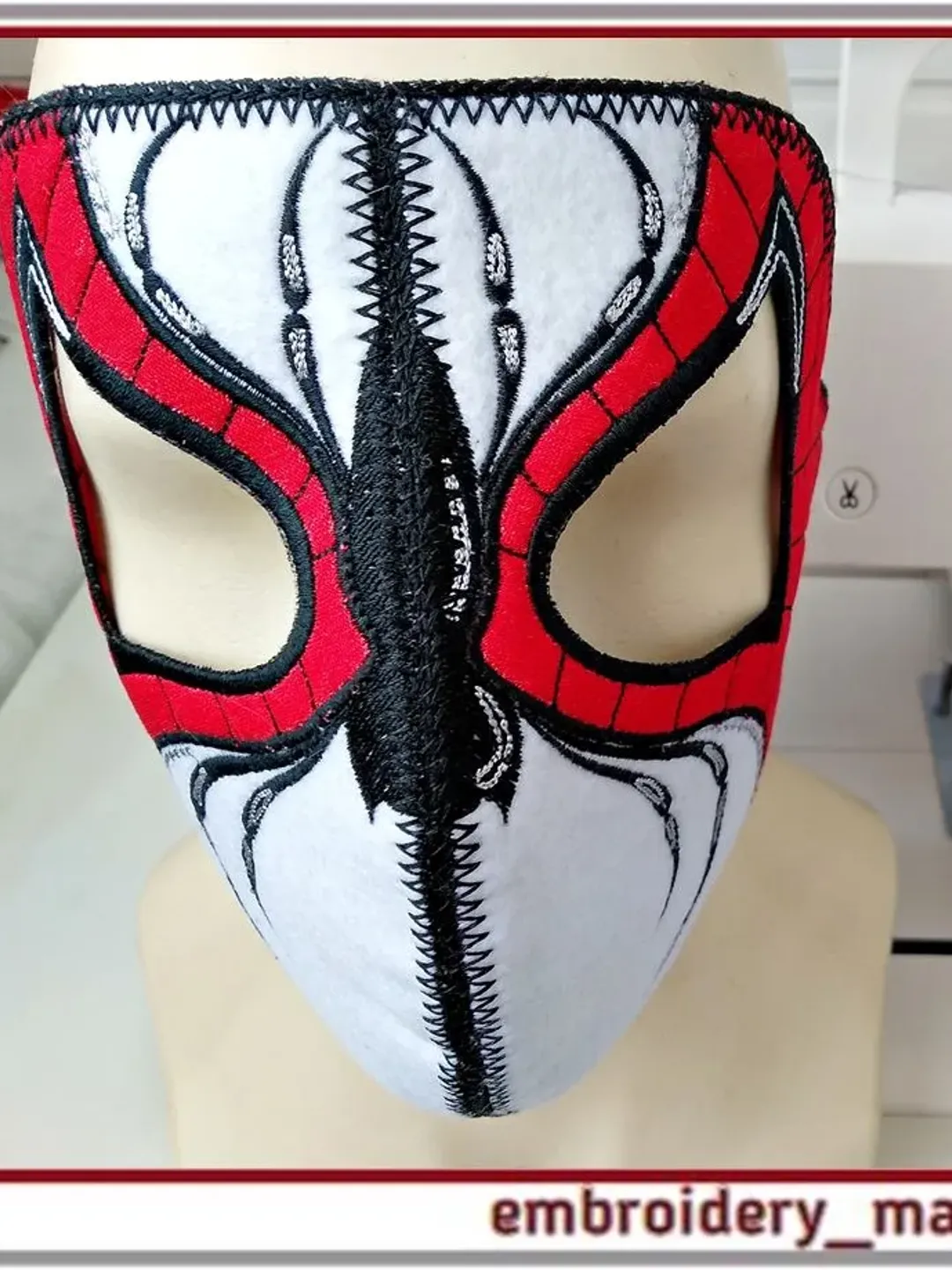 In The Hoop 4-piece carnival mask Applique Digital Machine Embroidery ...
