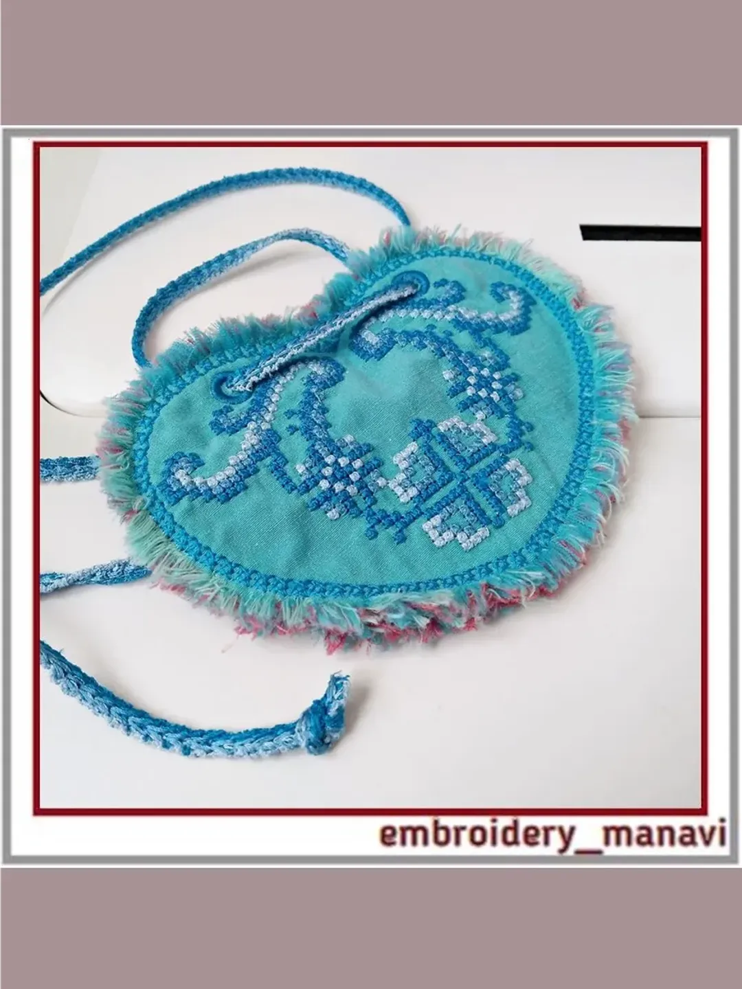 Machine Embroidery Design pendant in the cross-stitch Gzhel