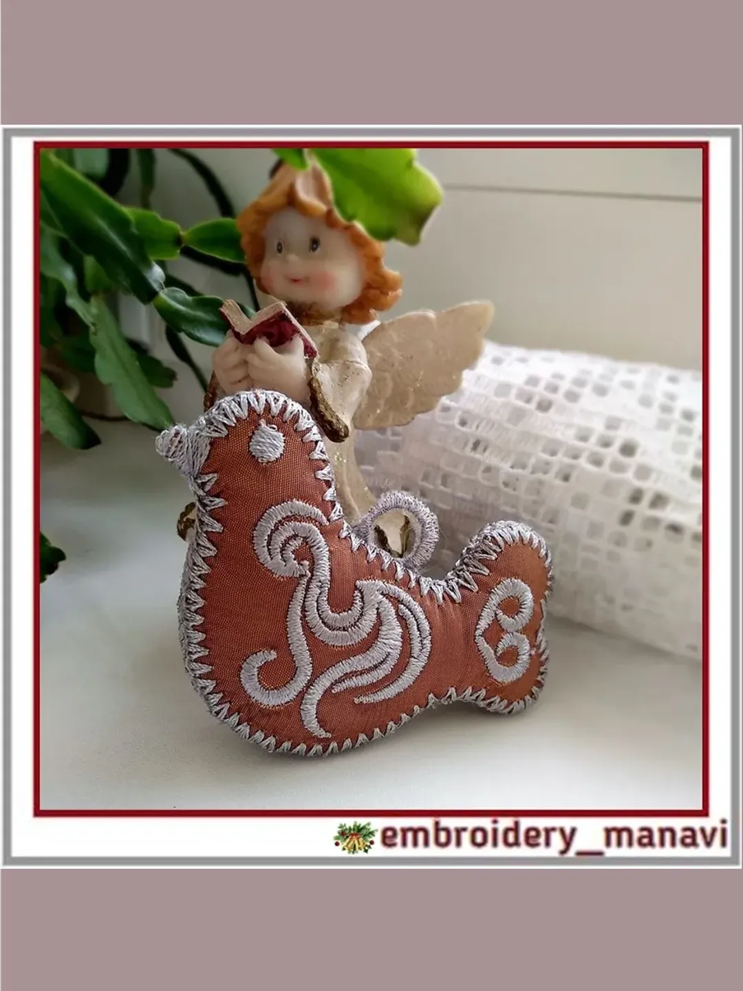 In the hoop tree toy bird machine embroidery design