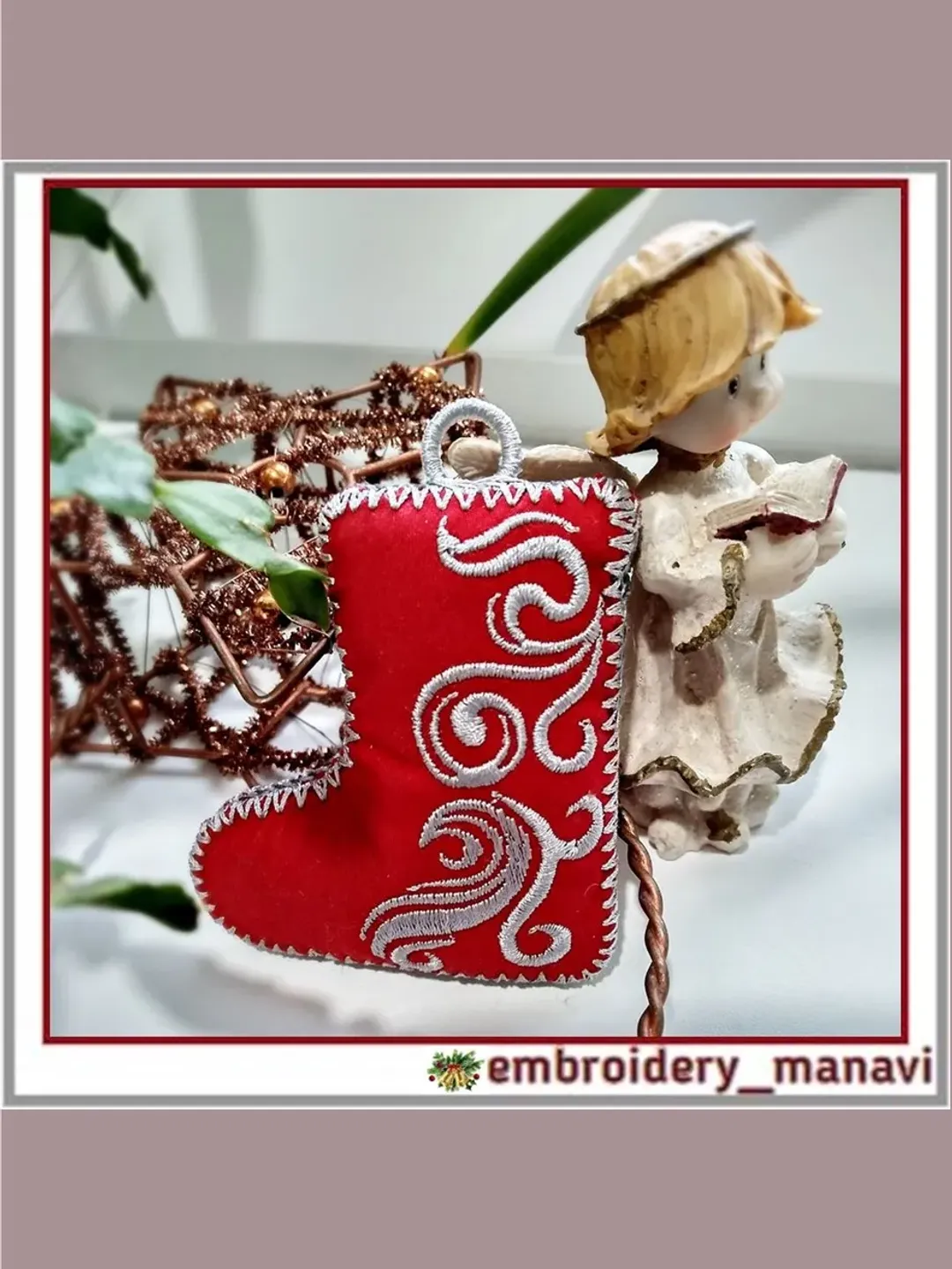 In the hoop Christmas toy boot machine embroidery design