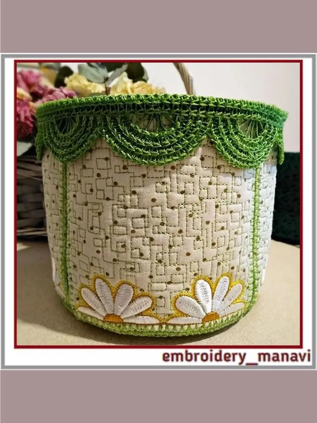 In the hoop Embroidery design Storage box with camomiles