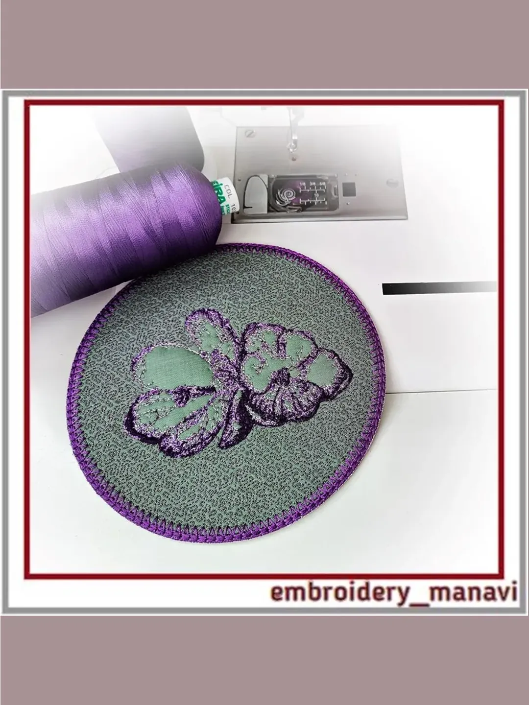 Embroidery design, napkin in the hoop with flowers sfumato and quilting
