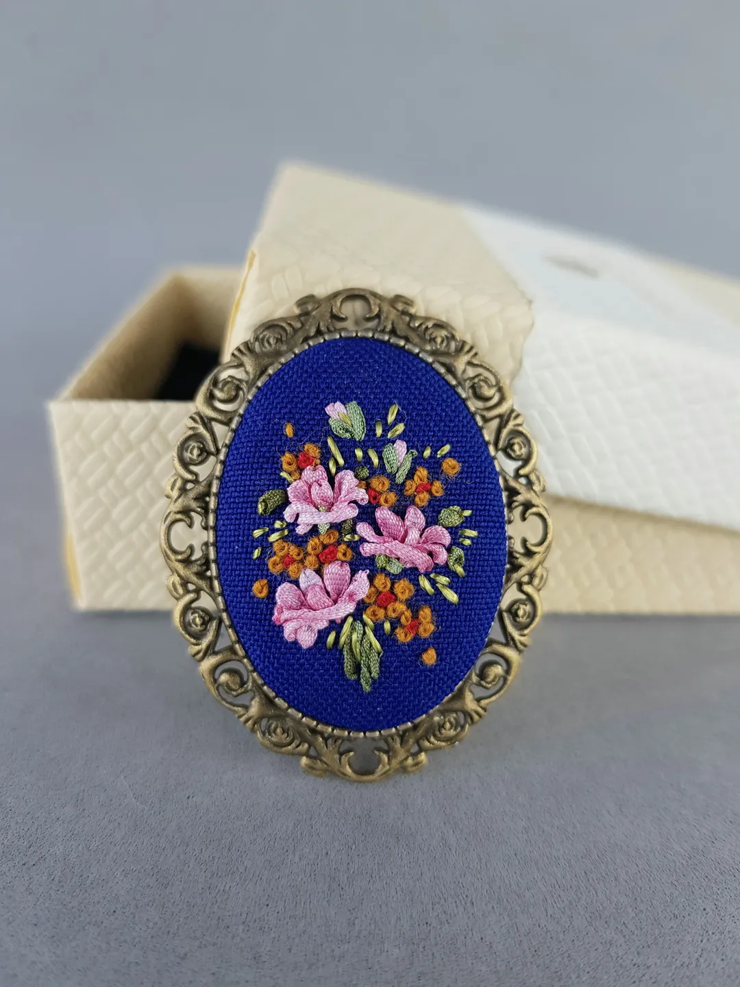 Ribbon embroidered brooch, 4th wedding anniversary gift, custom embroidery bouquet