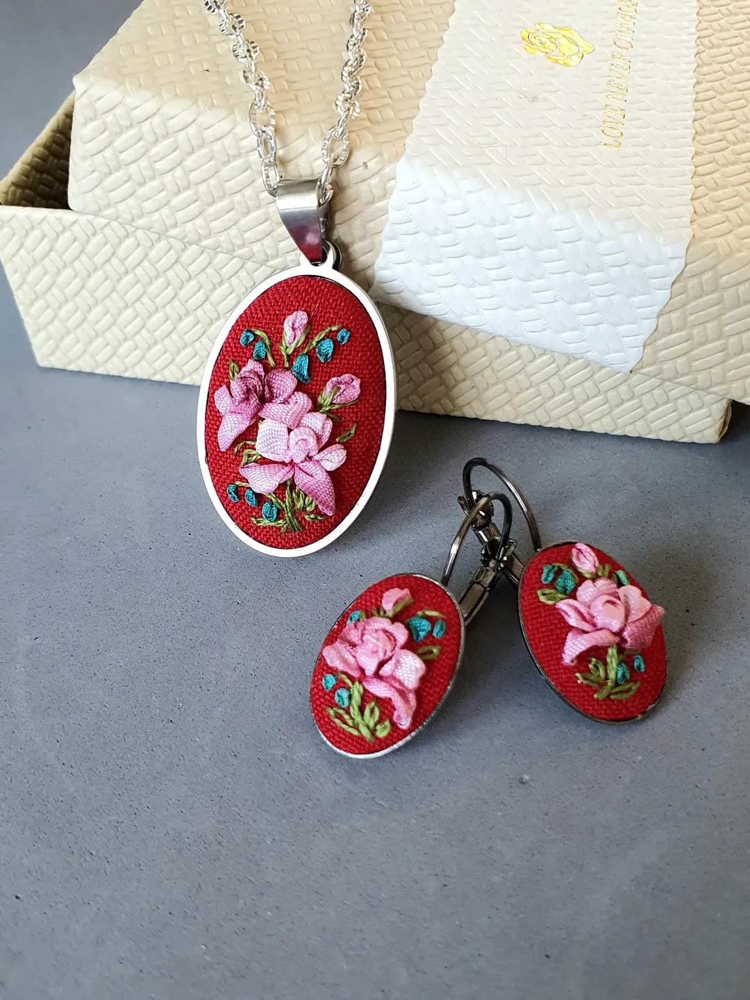 Ribbon embroidered set jewelry for her,  4th wedding anniversary gift, custom embroidery bouquet