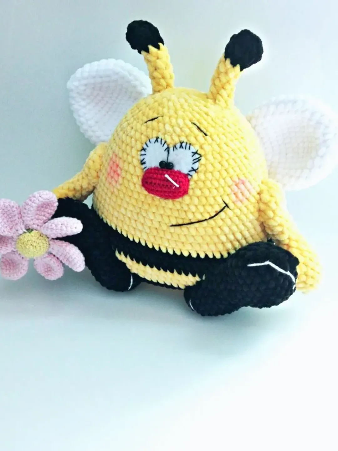 Crochet Bee Pattern, Instant Download, PDF Pattern, Amigurumi Bumble Bee Pattern