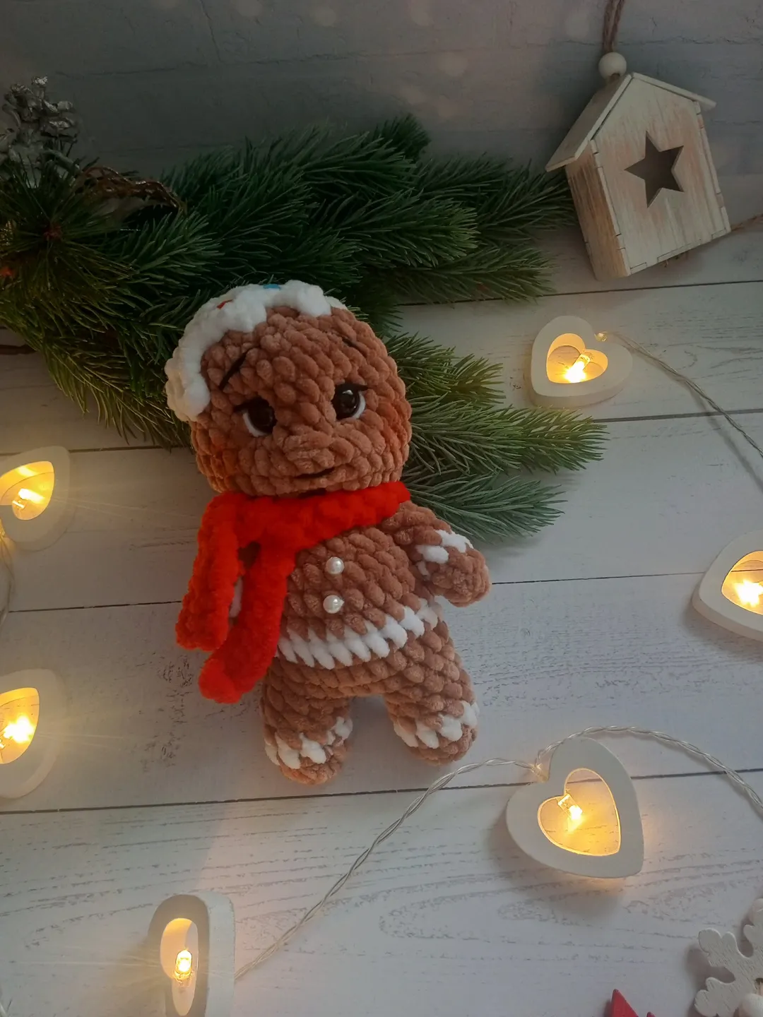 Crochet pattern Gingerbread man, Christmas crochet pattern