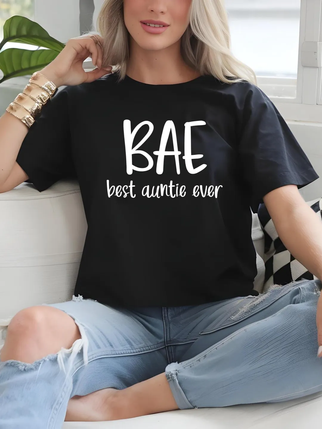 Best Auntie Ever Shirt, Family Gift T-Shirt, Christmas Gift for Aunties, BAE Aunties Forever Tshirt, Pregnancy announcement Gift