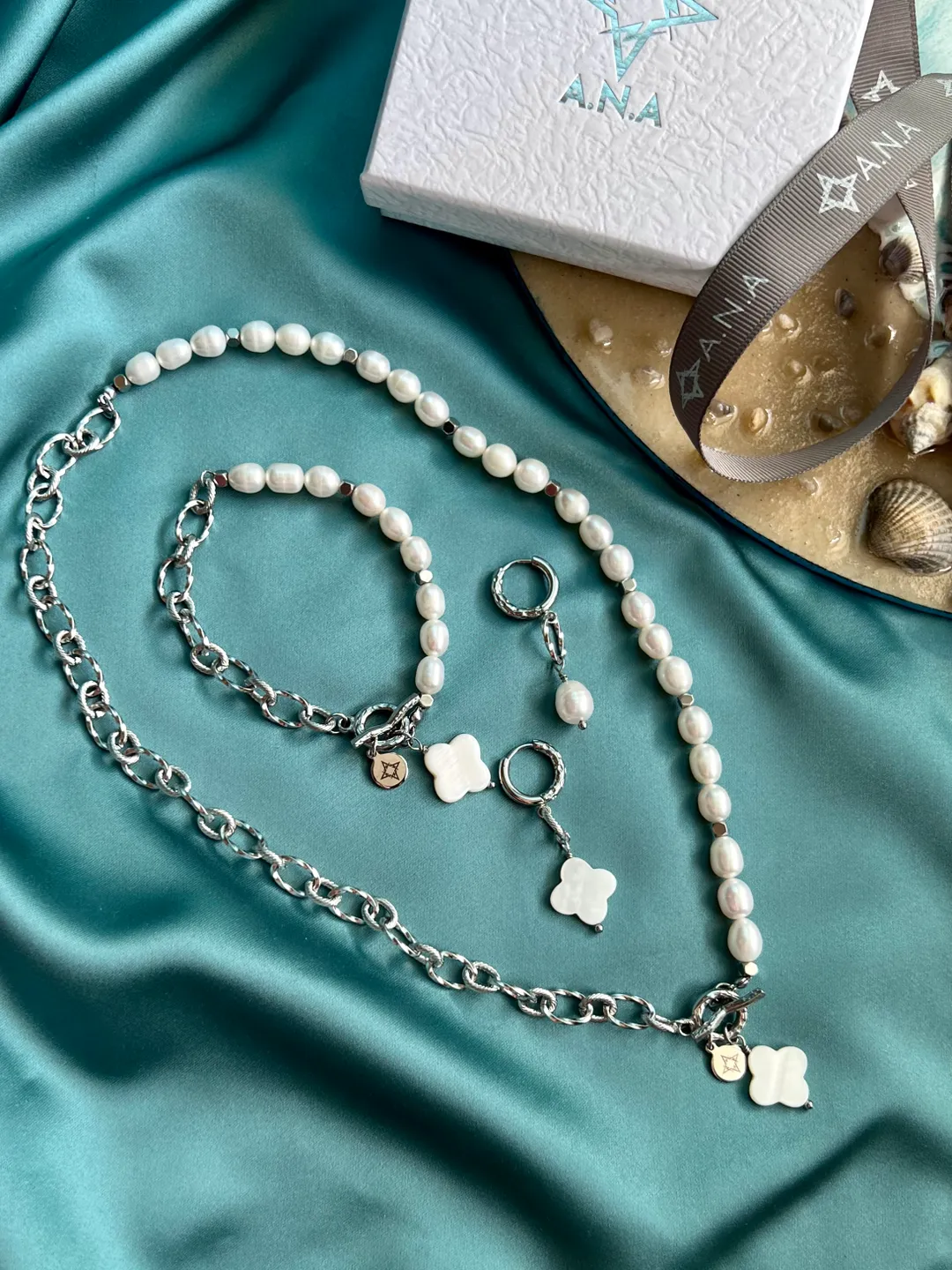 Pearl Set Necklace Bracelet Earrings PEARL & CHAIN