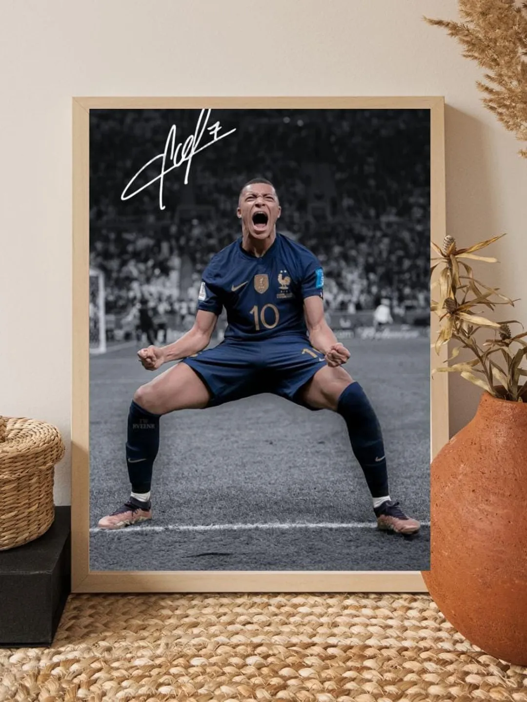 Kylian Mbappé Wall Art Poster world cup hero art Football Superstar Soccer Room Decor
