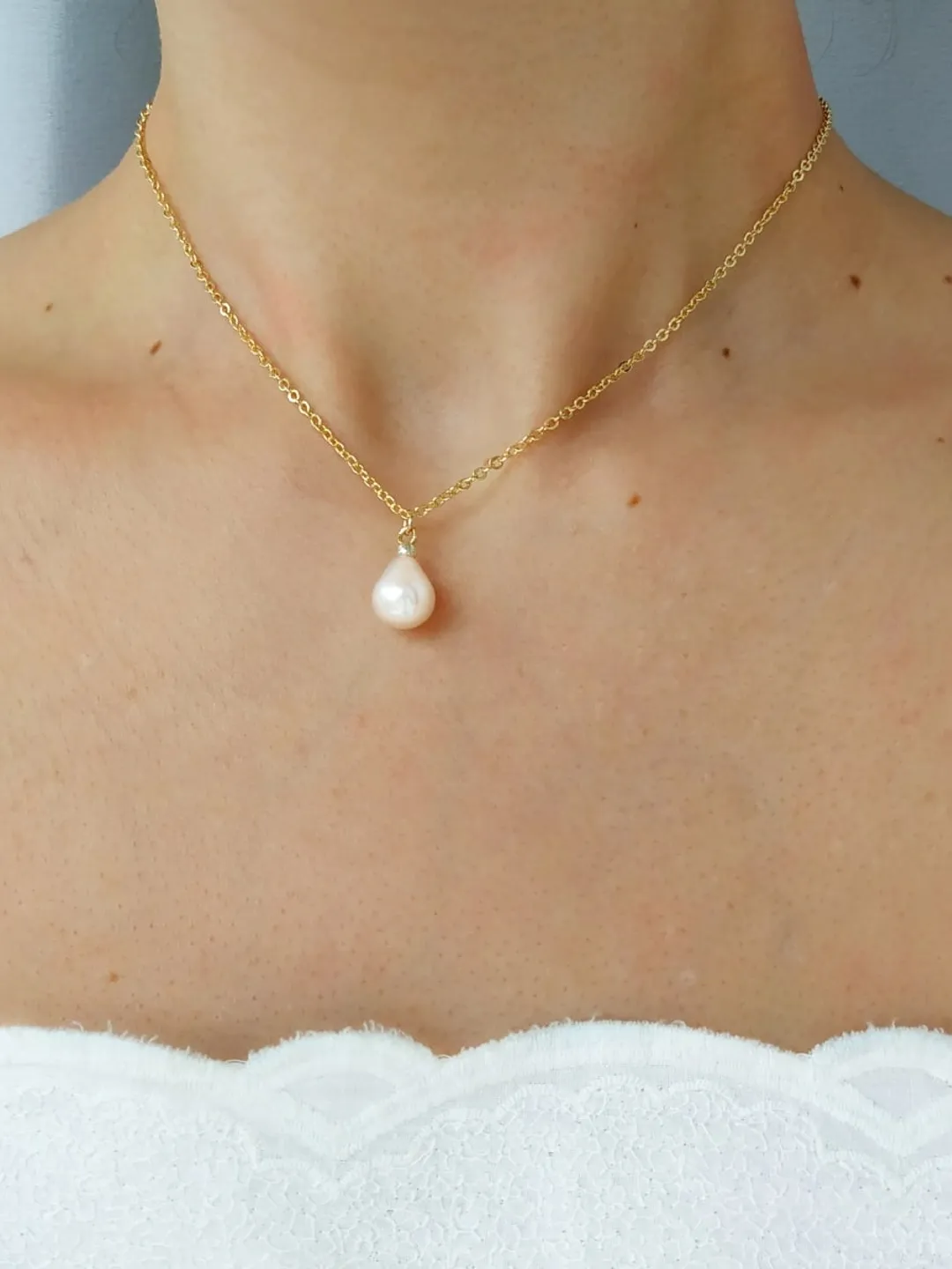 Floating Freshwater Pearl Necklace, Dainty Gold pearl necklace.