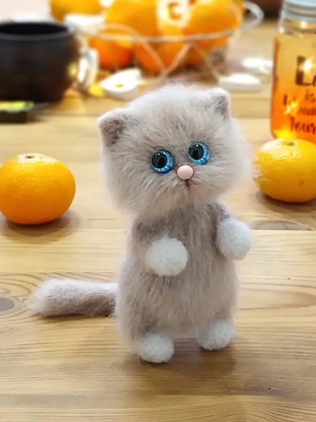 Cat crochet pattern. Cute fluffy kitten crochet pattern