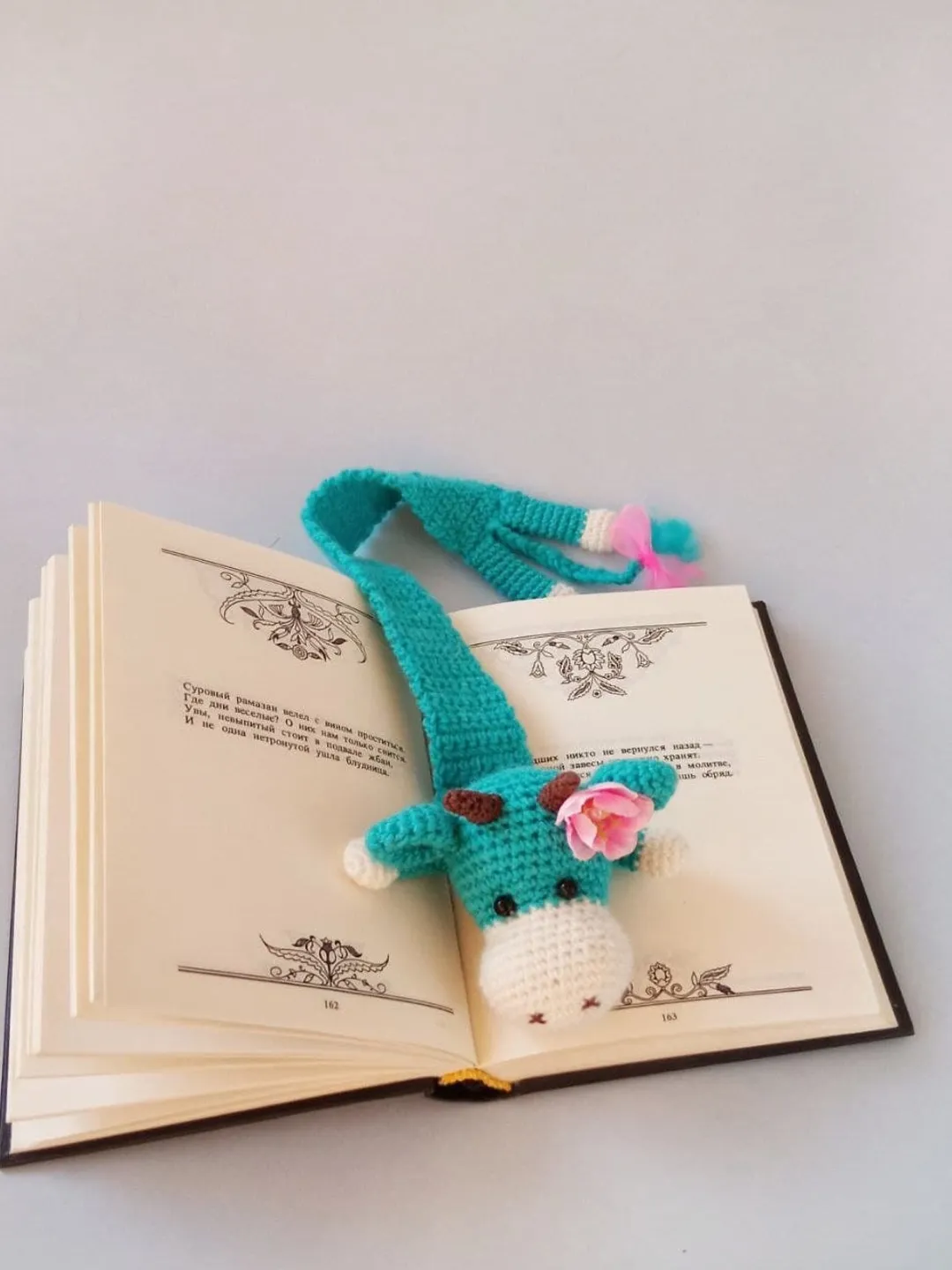 Knitted bull toy, knitted bull bookmark for a book, fun bookmark for a book lover, a gift for a book lover