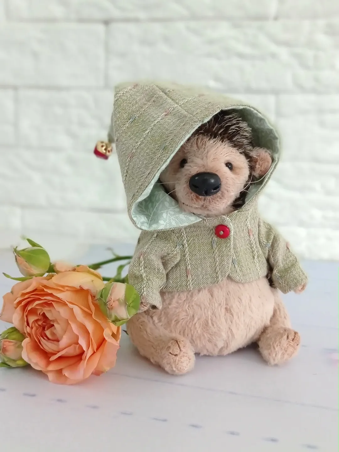 Teddy hedgehog, Needle felted hedgehog realistic toy, hedgehog gift, toys for hedgehogs, plush hedgehog artist