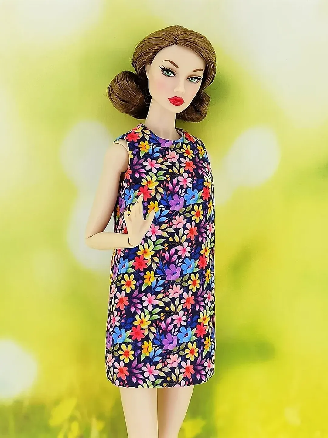 A dress for Poppy Parker and Barbie regular