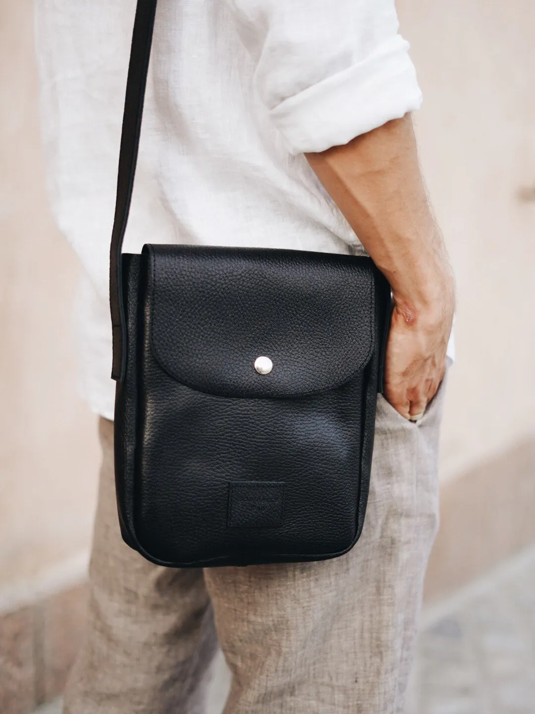 Messenger bag, Small man bag, mens crossbody bag, Shoulder bag for men, leather bag, Gifts for men