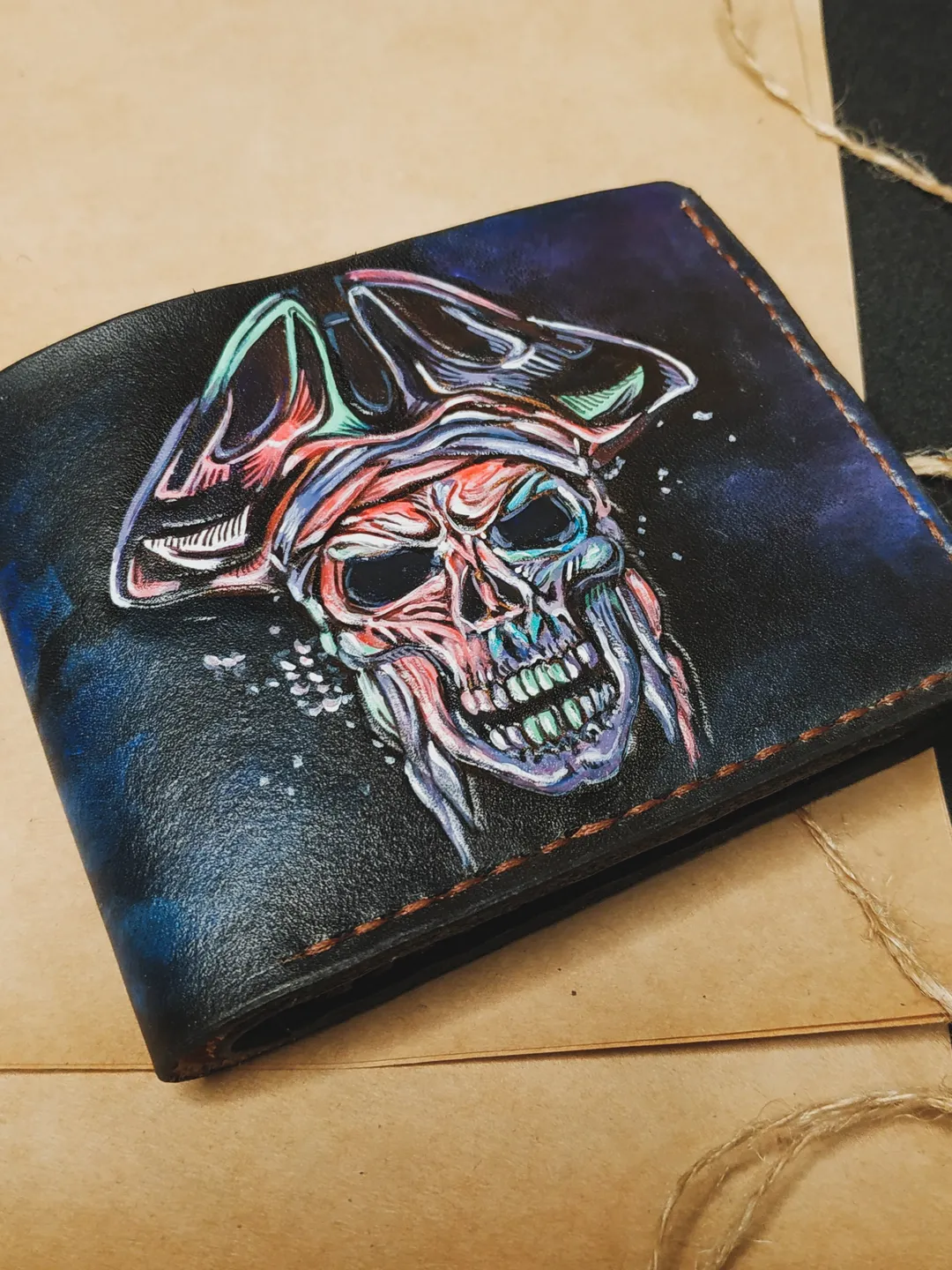 Leather wallet mens, Men slim wallet, Simple men wallet, Hand painted wallet, Vintage men wallet, Mens bifold wallets, Skull wallet