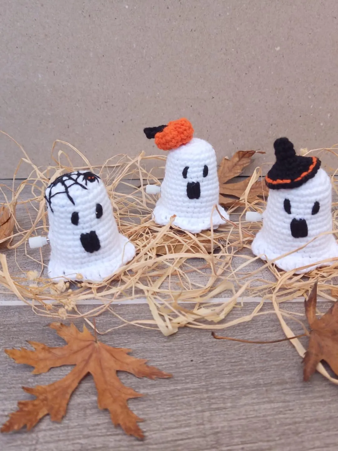 Crochet Halloween Mini Ghost Walking Toy, Trend Ghost Crochet Cute Plushie Gift, Custom Ghost Amigurumi, Halloween Plush, Crochet Ghost Toy