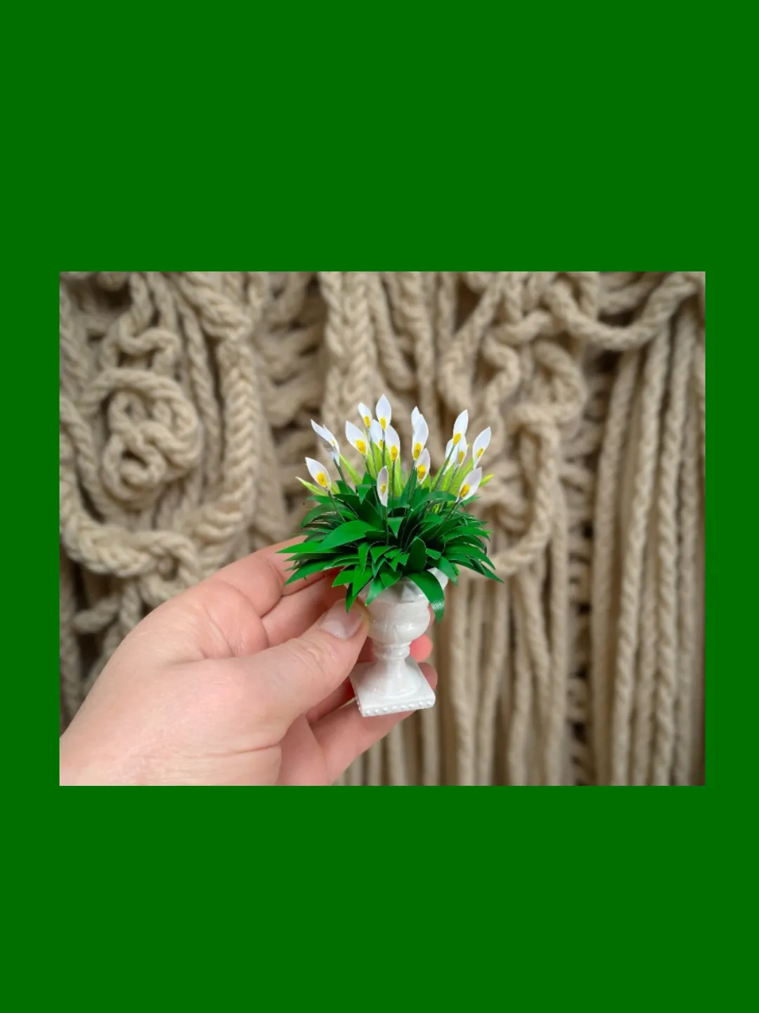 Flower for a dollhouse in 1:12 scale. Miniature dollhouse. Handmade. Plant for a doll.