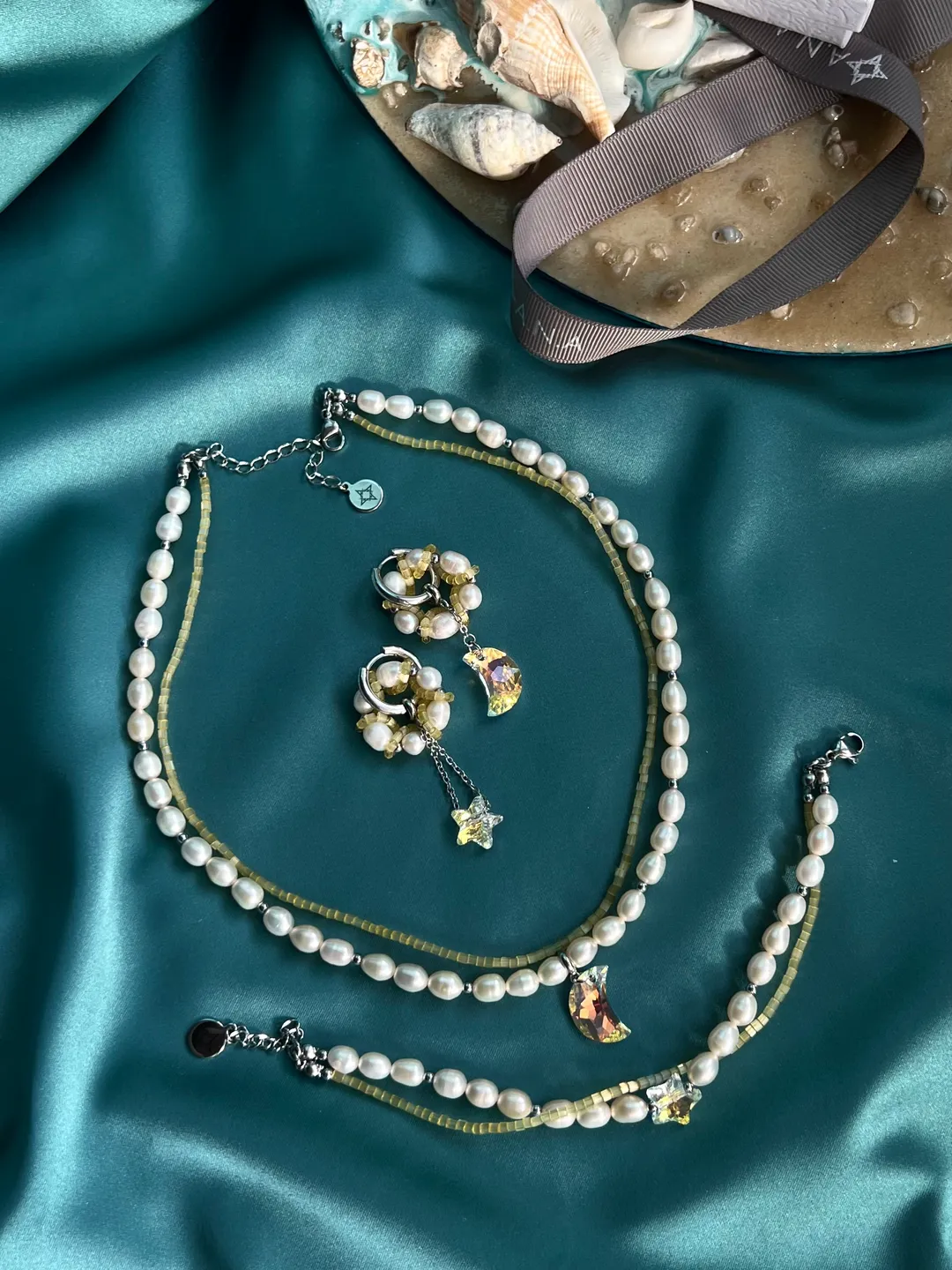 Pearl Jewelry Set Necklace Bracelet Earrings Swarovski pendant CRYSTAL SKY