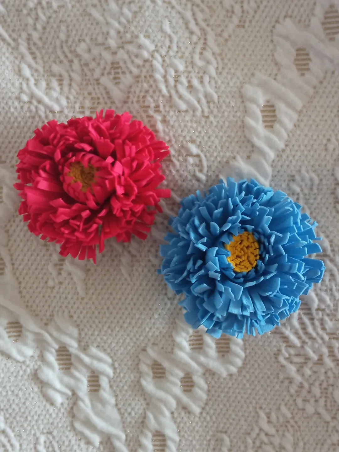 2 handmade brooches on pin/flowers brooch/women's accessories/women's jewellery/gift for her/mother Day gifts/grandma