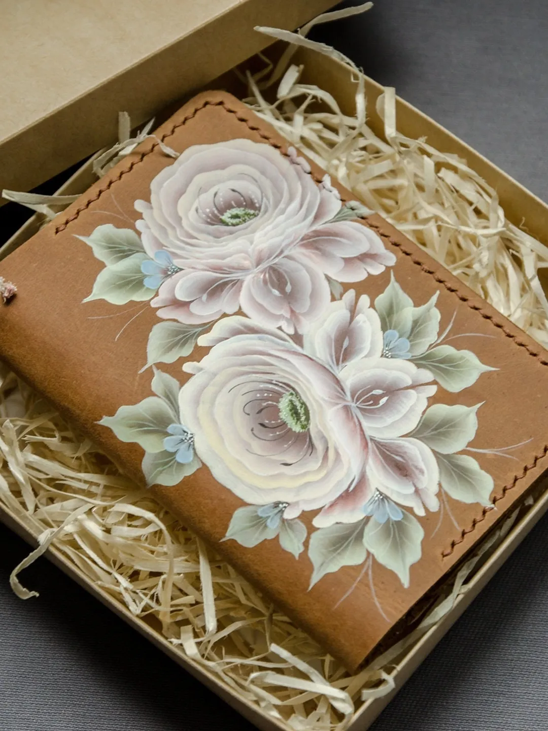 Leather passport holder for women, Leather passport cover, Leather gift for her, christmas gift box, Christmas gift for mom, wife gift