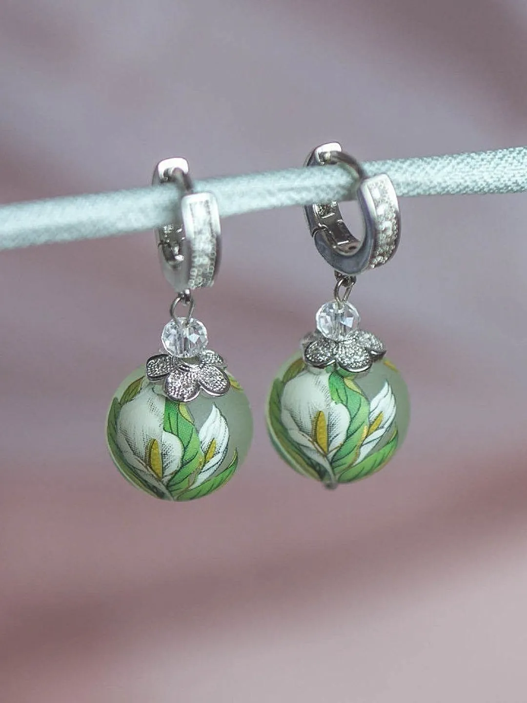 Custom earrings for woman, trendy earrings, small hoop earrings, cute earrings, flower earrings, handmade earrings, drop earrings