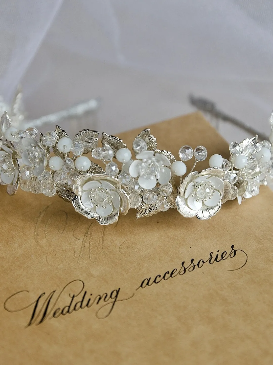 Silver wedding tiara for bride Flower wedding crown Wedding tiara for bride Silver wedding hair accessories Crystal crown Small bridal tiara