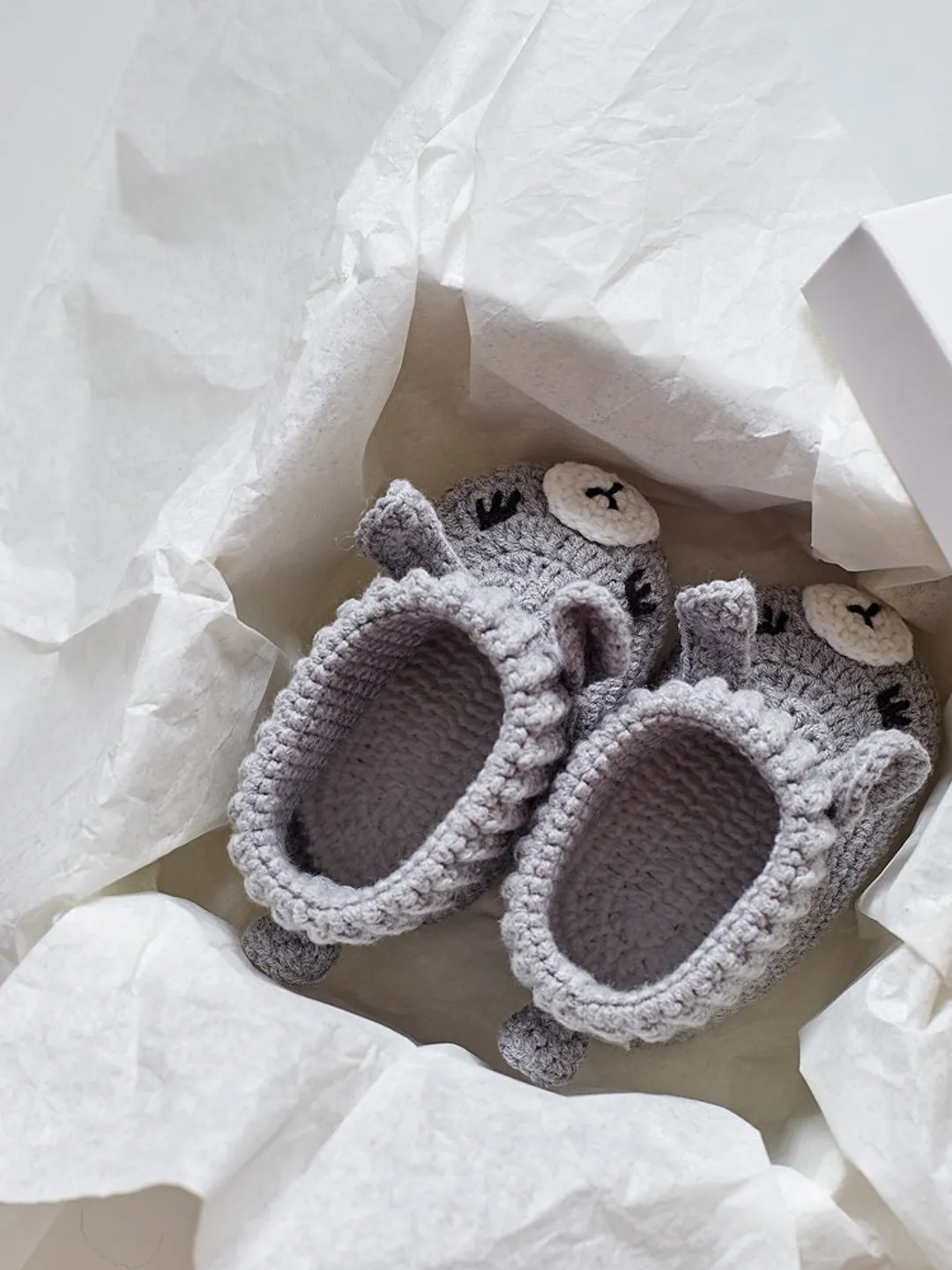 Gender reveal ideas pregnancy gift baby shower congratulations set First birthday baptism goddaughter Crochet gray animal llama booties gift