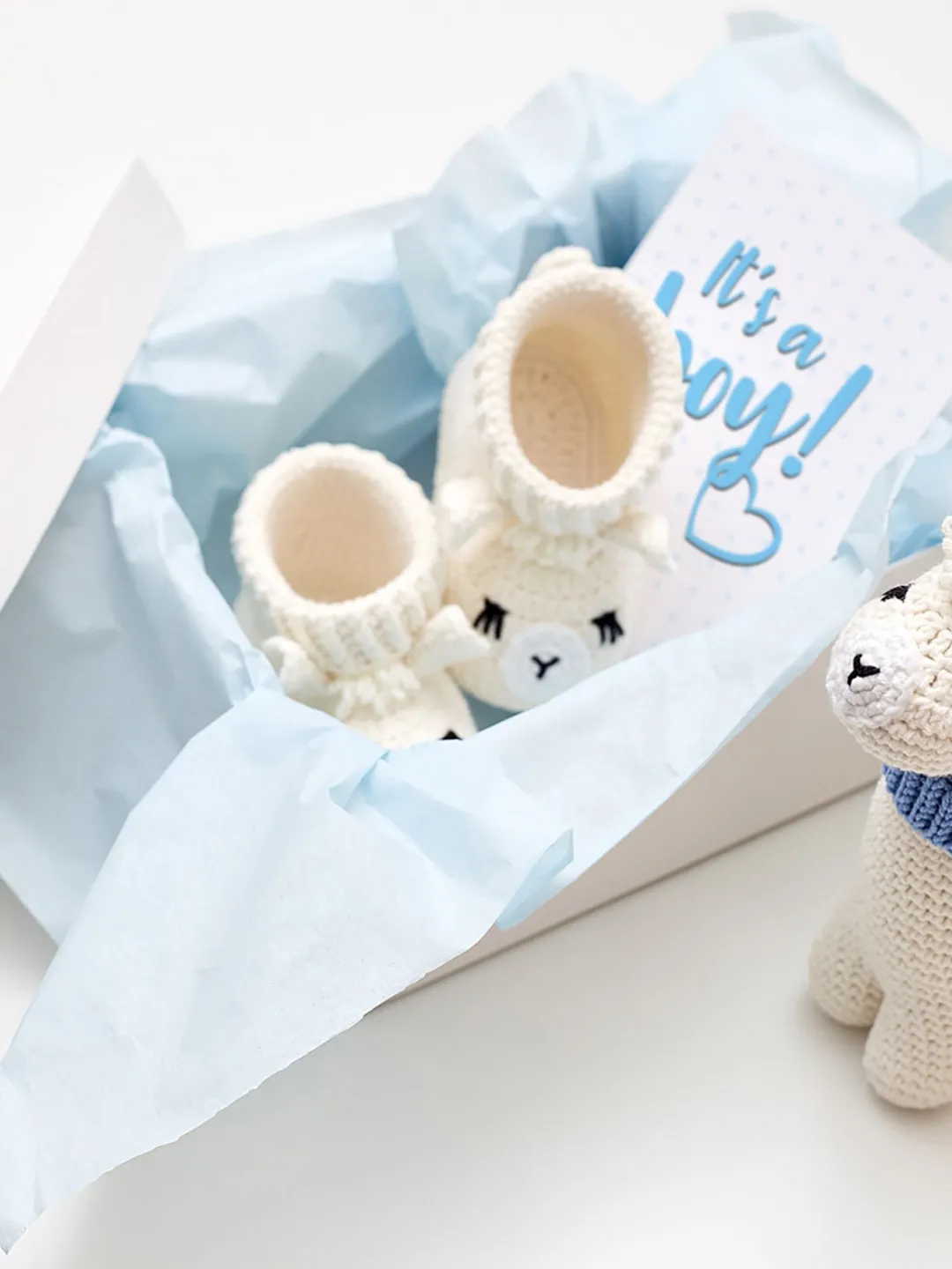 Best pregnancy gifts Cute present for mom to be Expecting mom basket Crochet llama toy organic baby teether Cotton baby booties reveal box