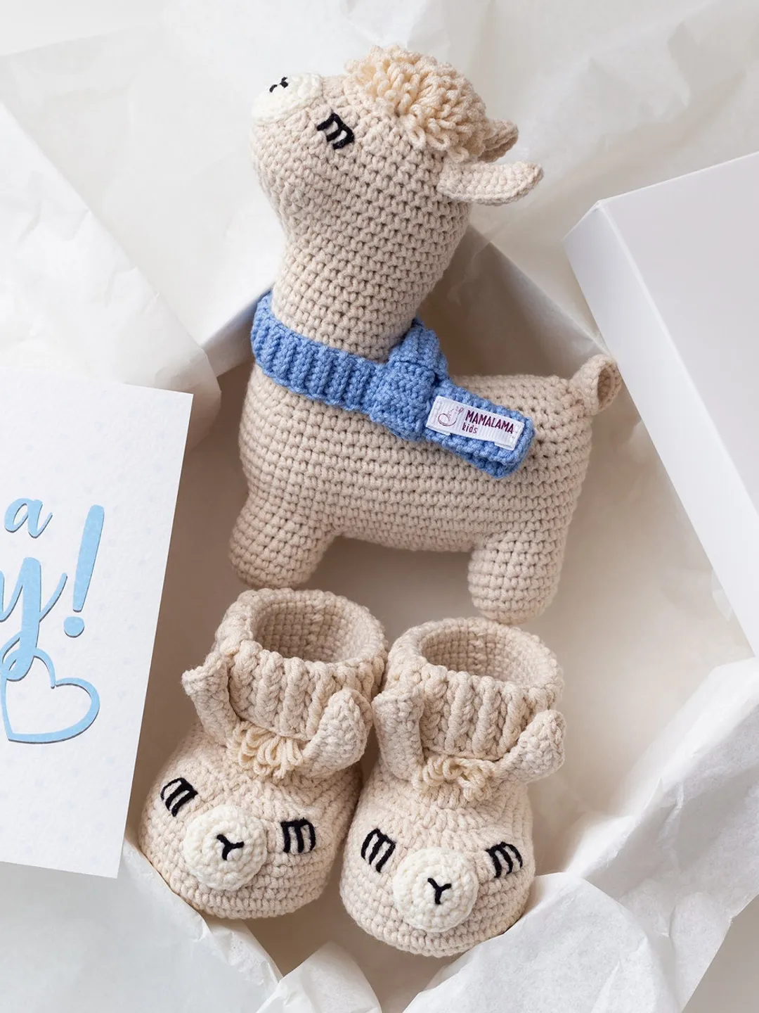 Gift box for new mom to be with best pregnancy basket. Expecting new mommy package for new parents with llama toy cute booties new baby set