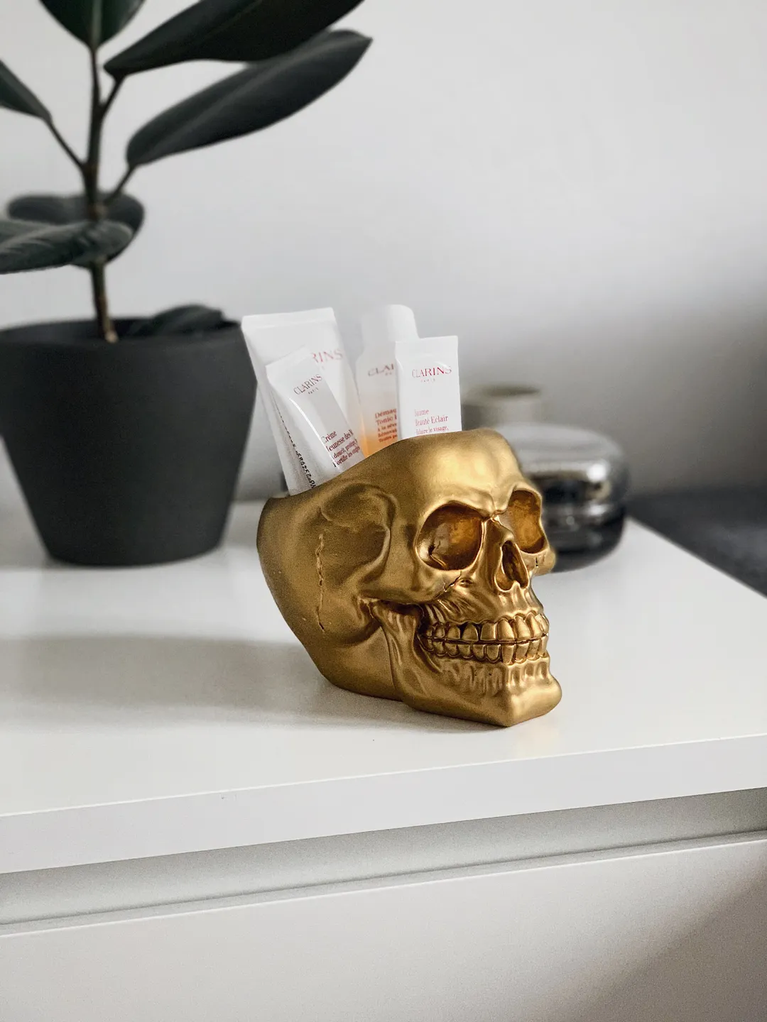 Skull Makeup Brush Holder Gold Skull Planter Makeup Assessories Human Skull Zero Waste Makeup Painted Skull Organizer Skull Organic
