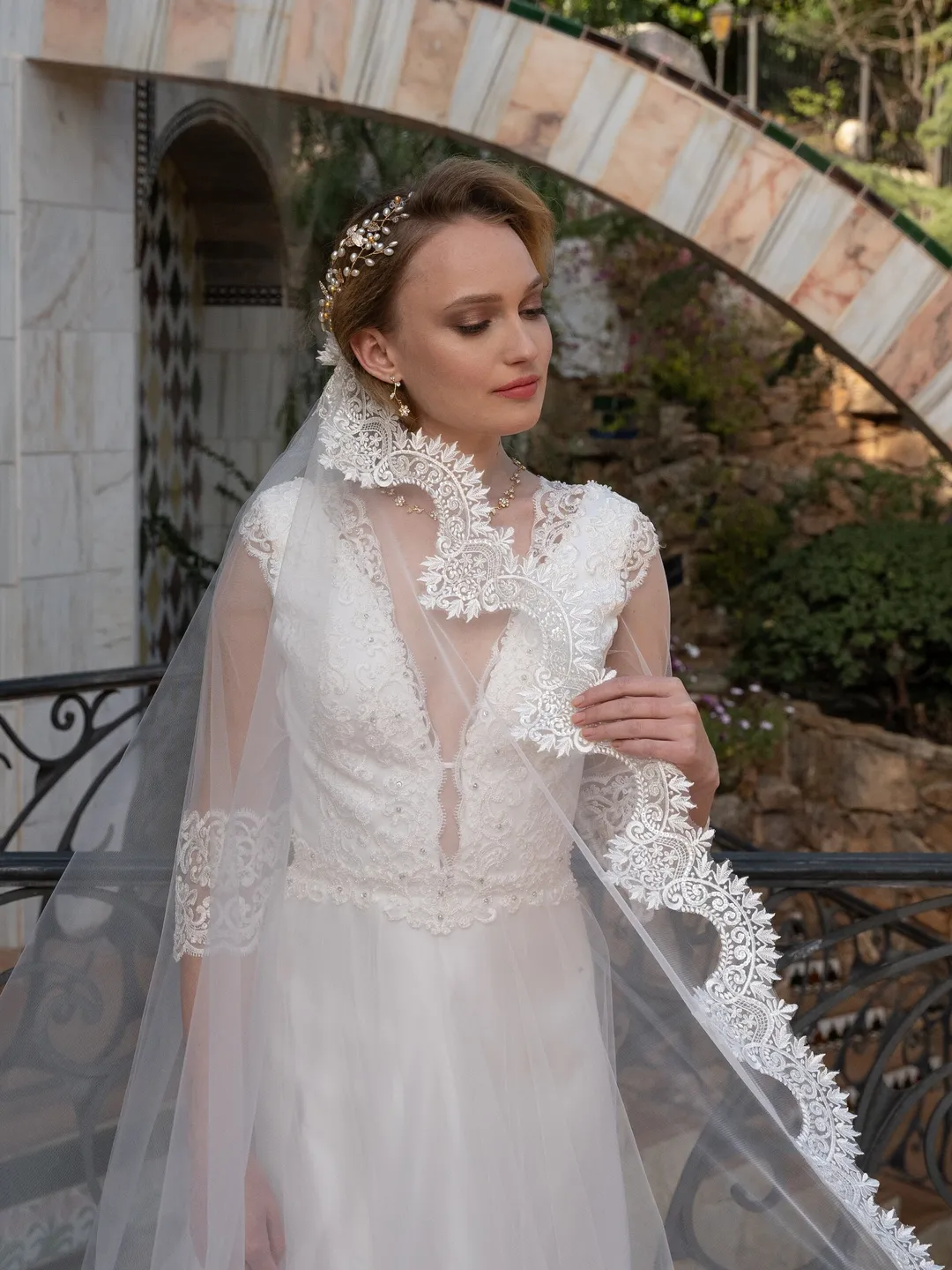 Wedding Veil Lace Sequin Bridal Veil Ivory Cathedral Veil White Chapel Veil Two Tier Blusher Veil Floral long veil weddingTransparent 900139