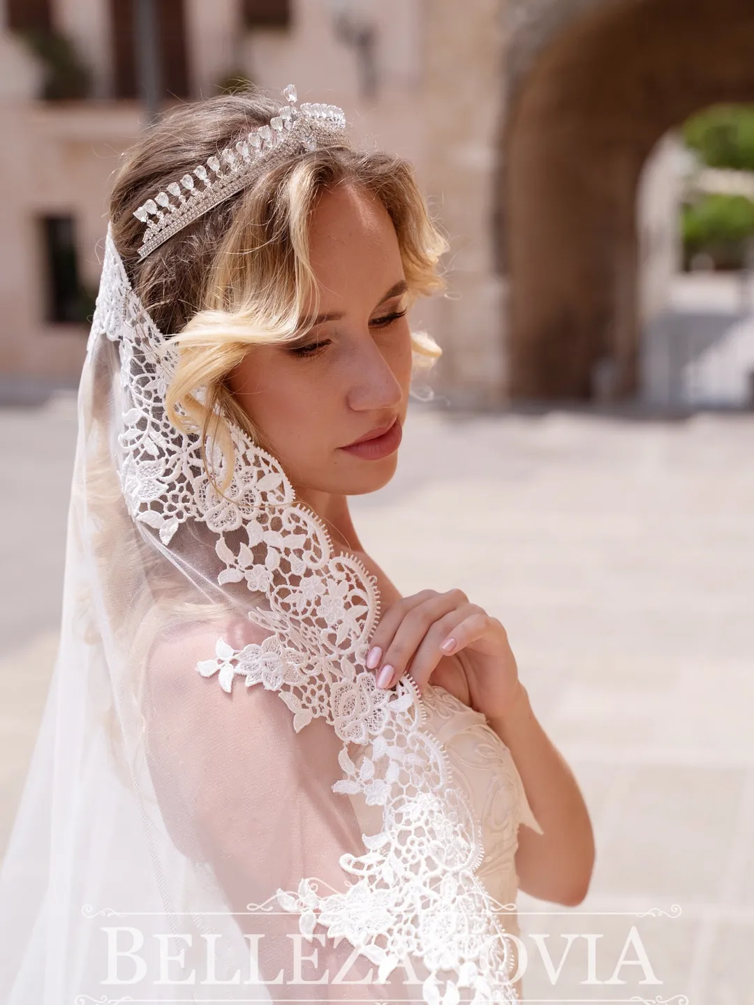 Cathedral Wedding Veil, Dramatic All Lace Veil, Spanish Mantilla Veil, Soft Chapel Veil Light Ivory, Veil 1 Tier, Bridal Mantilla - 9007.1