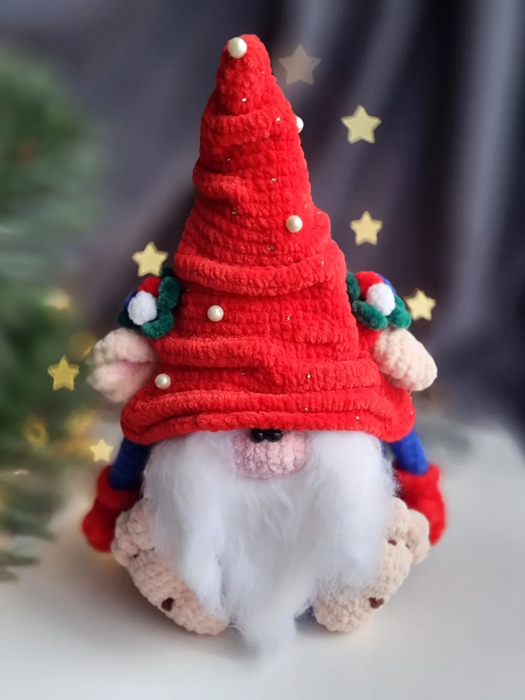 Crochet Christmas gnome pattern. Crochet Elf pattern. Amigurumi Christmas gnome