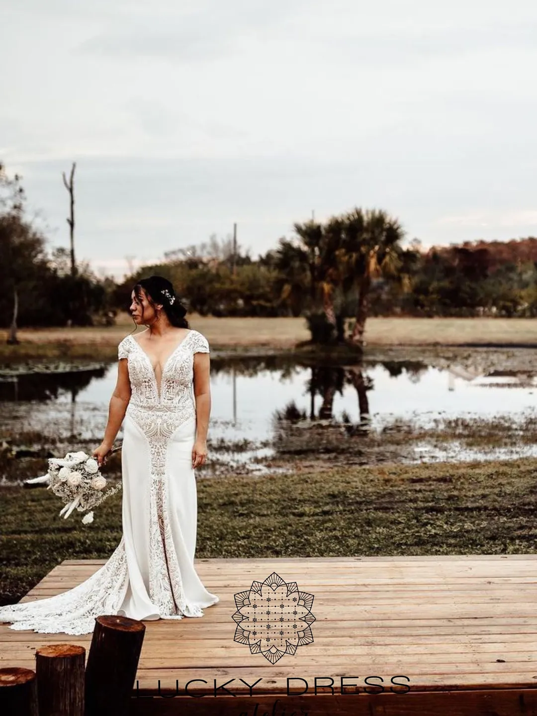 Elopement wedding dress lace Courthouse wedding dress mermaid Garden wedding dress boho Custom wedding dress sexy Bespoke dress / Essie