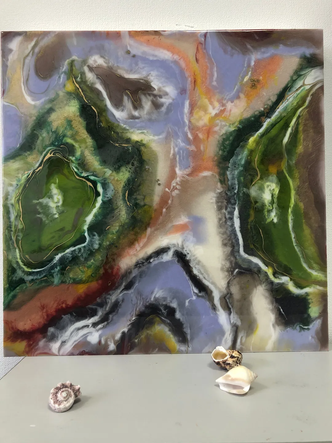 Epoxy resin coffee table with imitation geode table top