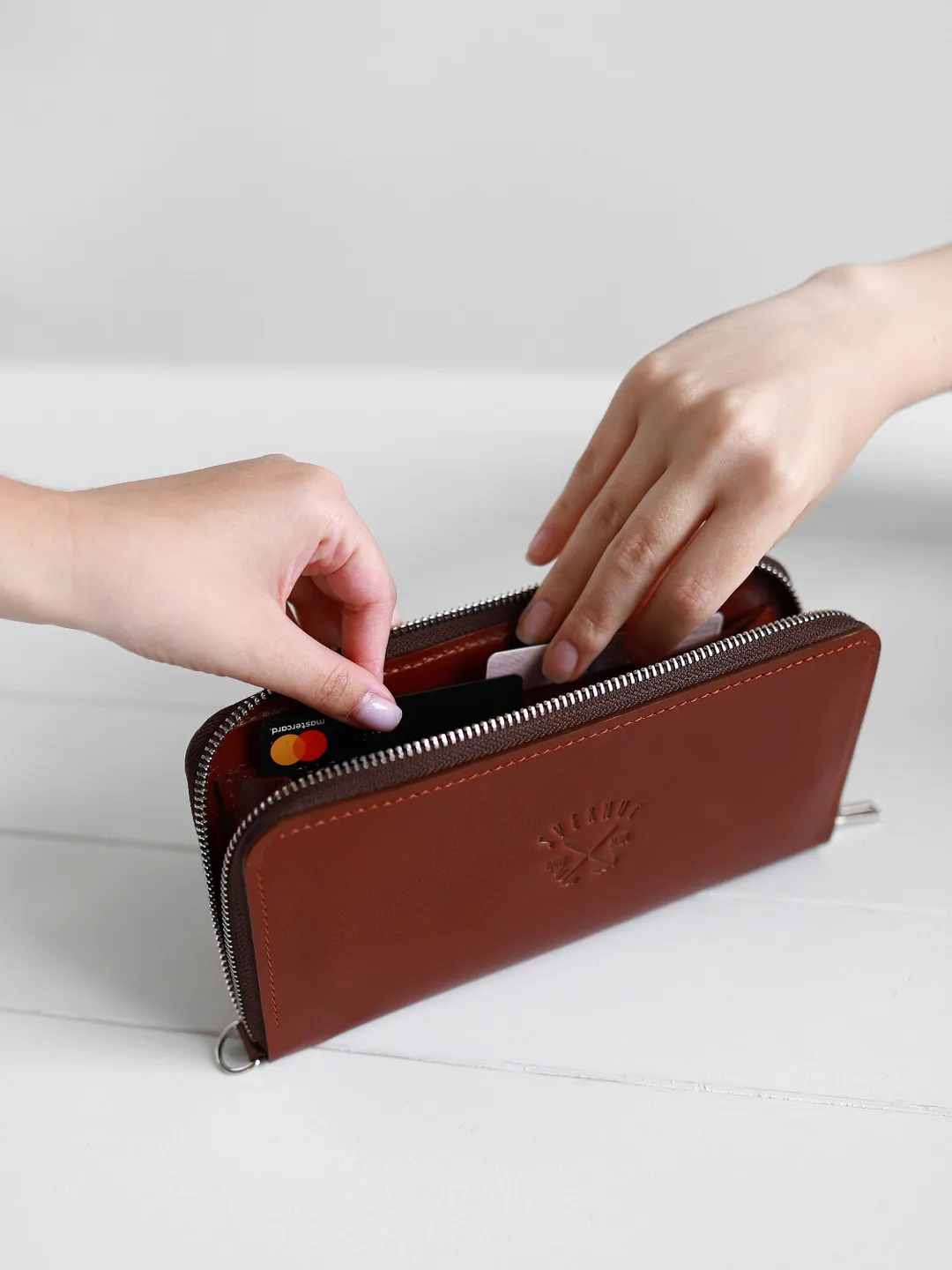 zip around wallet, leather zipped wallet, mens zip around wallet, mens zip around leather wallet, zip up wallet mens, long wallet, checkbook