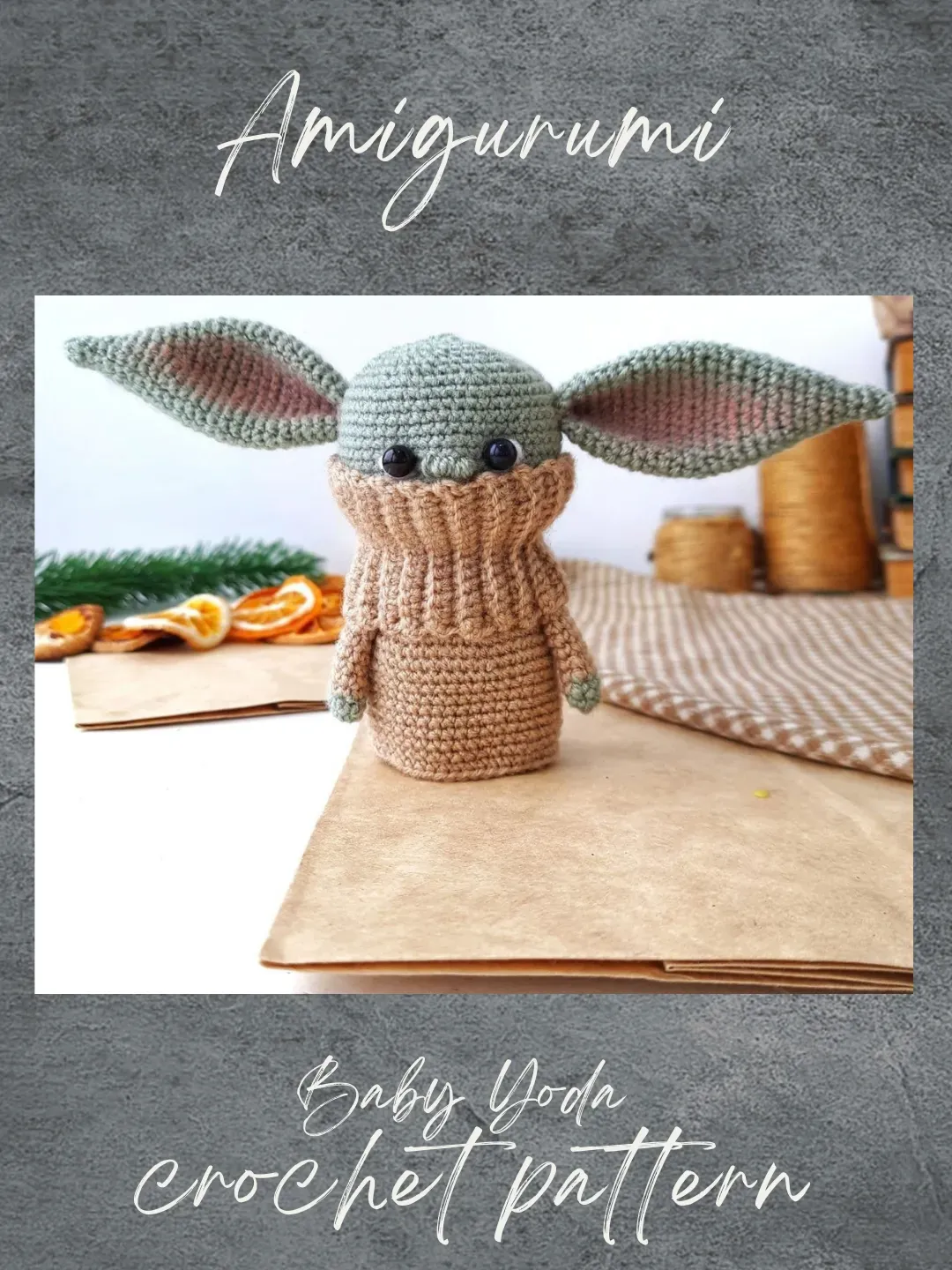 Baby alien yoda crochet pattern. DIY Amigurumi miniature baby yoda. Easy crochet pattern backpack. Amigurumi keychain