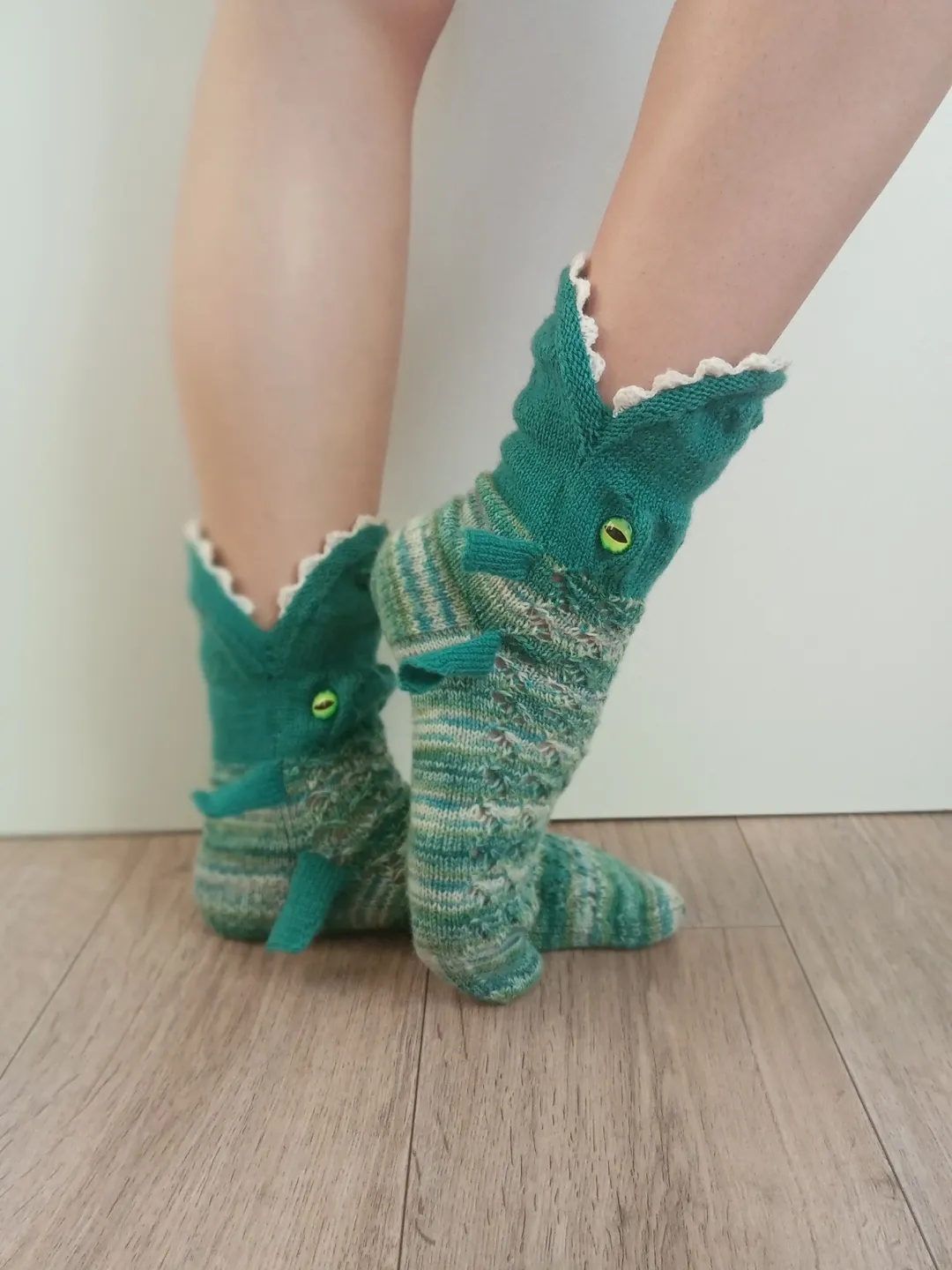 funny socks, knitted crocodile socks, for gift, Christmas gift, socks with teeth