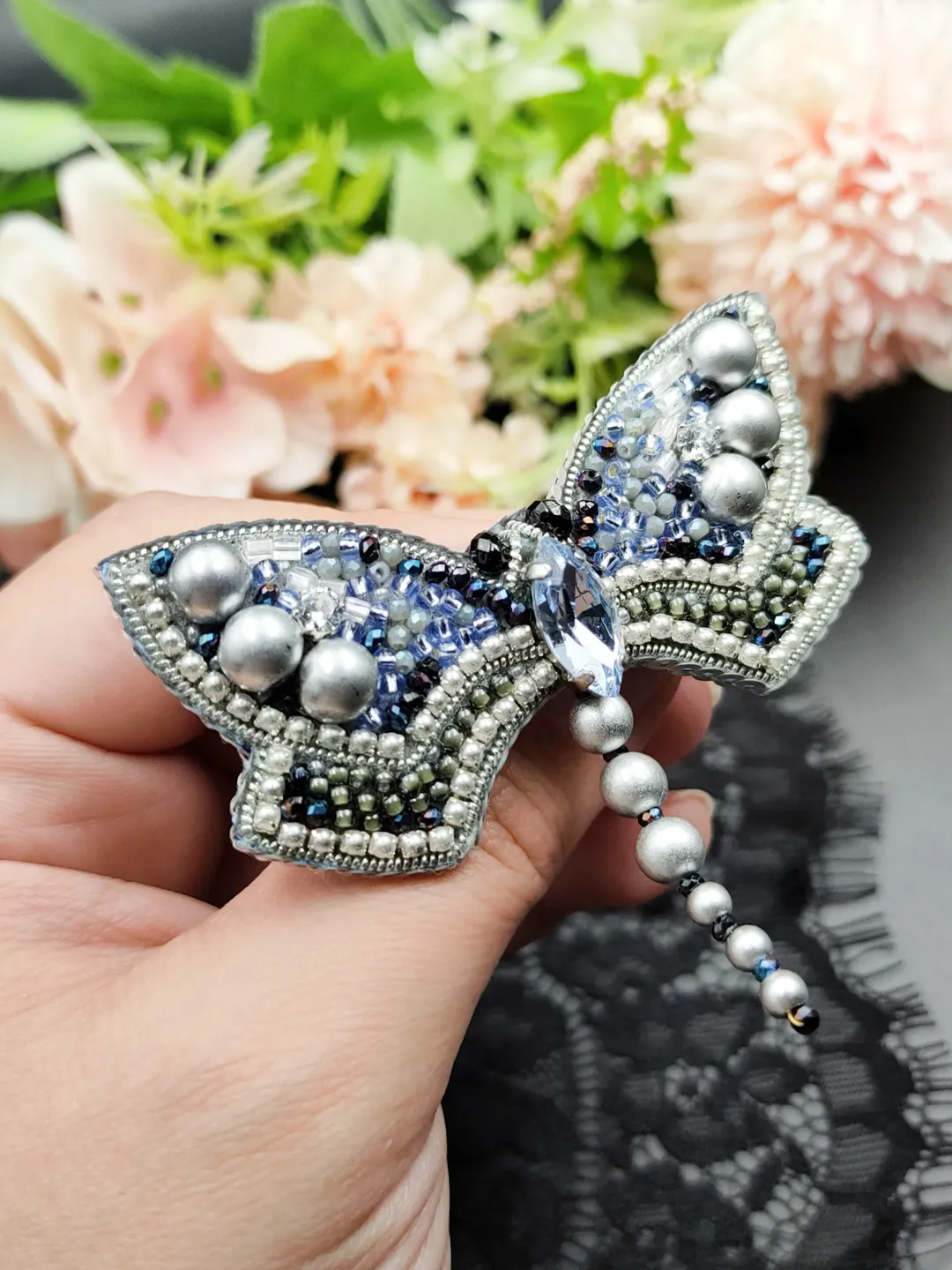 Bead embroidered dragonfly brooch handmade, Dragonfly jewelry, Beaded insect pin broach