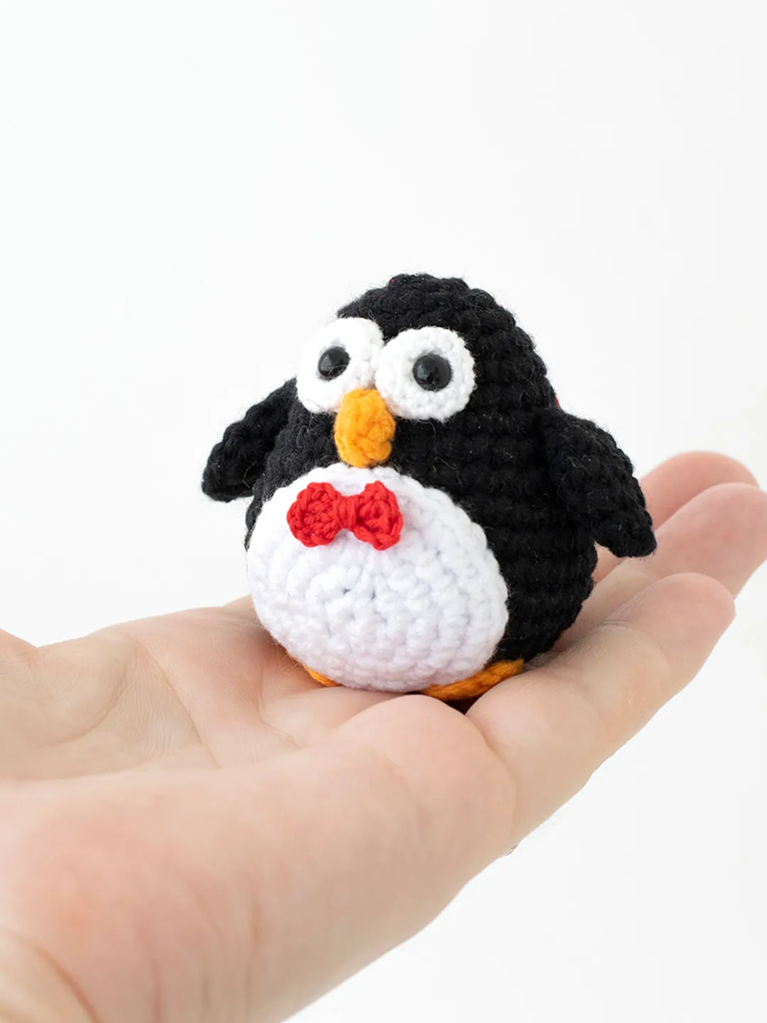 Stuffed penguin with bow tie Christmas gift idea, crochet penguin, cute little penguin figurine, miniature penguine toys