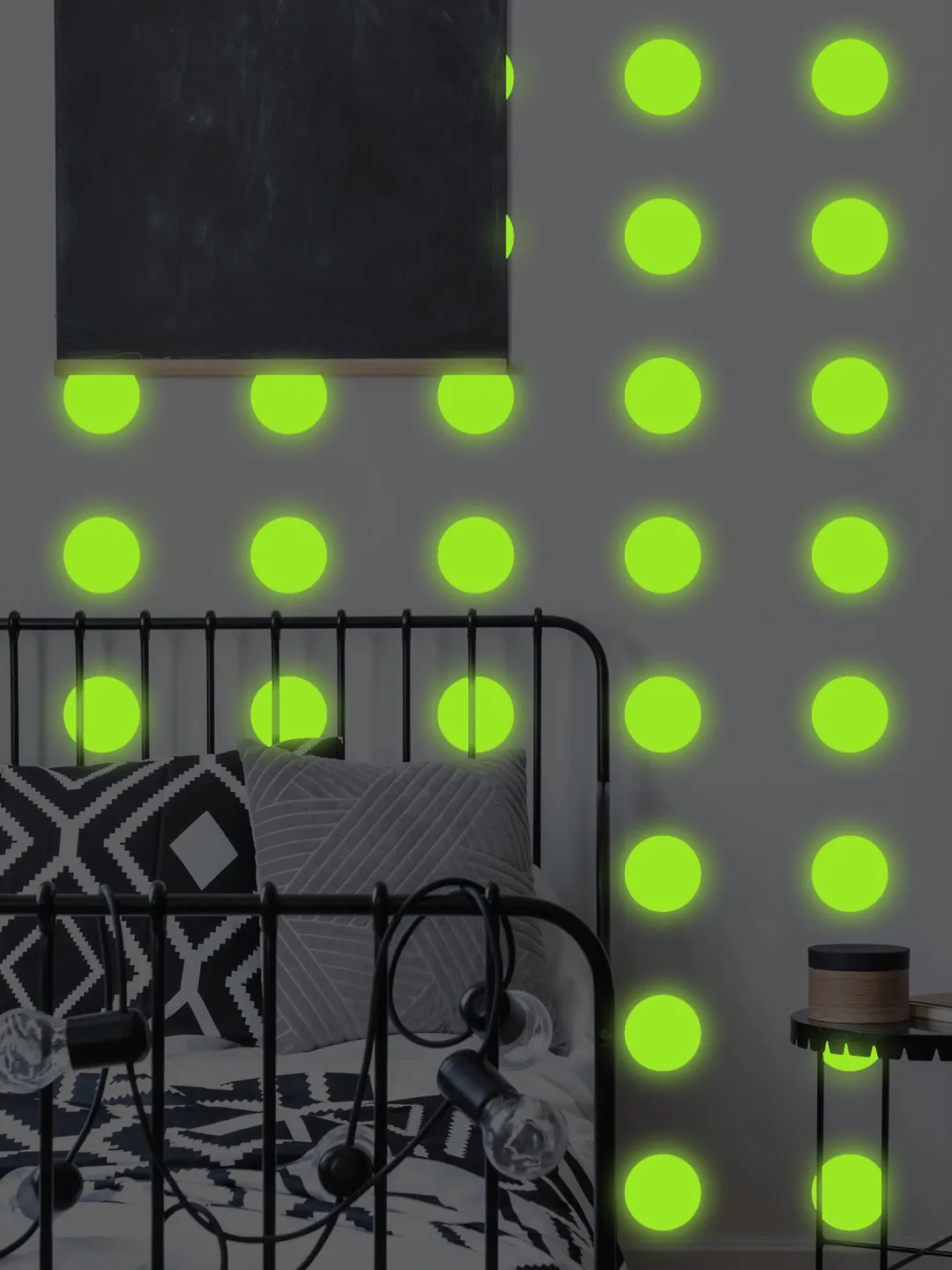 40x Glow In Dark Dots Wall Stickers - Luminous Ceiling Sticker Decals - Waterproof Adhesive Glowing Light Fluorescent Circle Decal