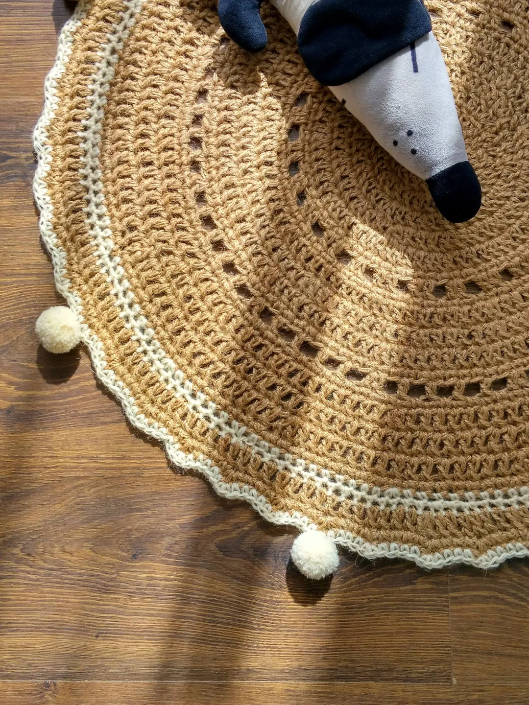 Circle Rug Pom Gift for Her Round Jute Rug with Sheep Wool White Pom poms Natural Cute ...