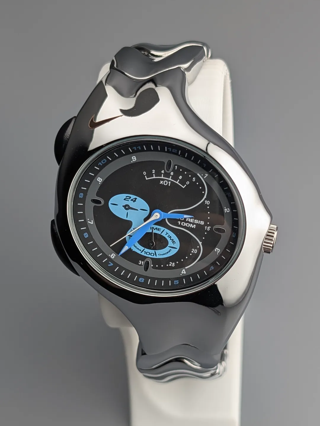 Triax Y2K Retro Watch