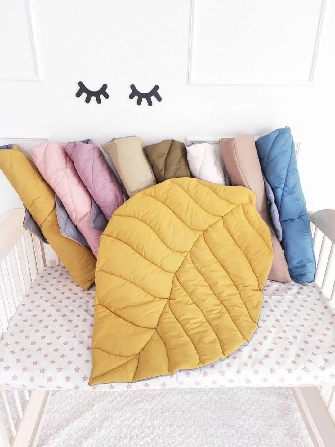 Leaf play mat, Floor play mat, Cotton leaf mat, Leaf nursery mat, Baby play rug, Photophone for newborn, Kids rug, Baby shower gift