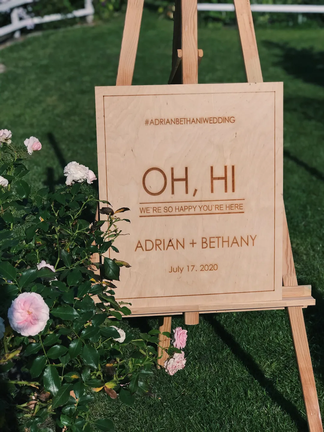 Modern Wedding Welcome Sign, Wooden Sign with Custom Names and Date, Wedding Party Engraved Decor