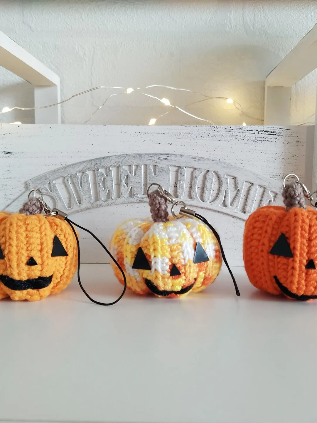 Halloween pumpkin plush keychain, halloween gift, pumpkin charm, kawaii keychain, goth keychain, creepy cute plush, weird keychain